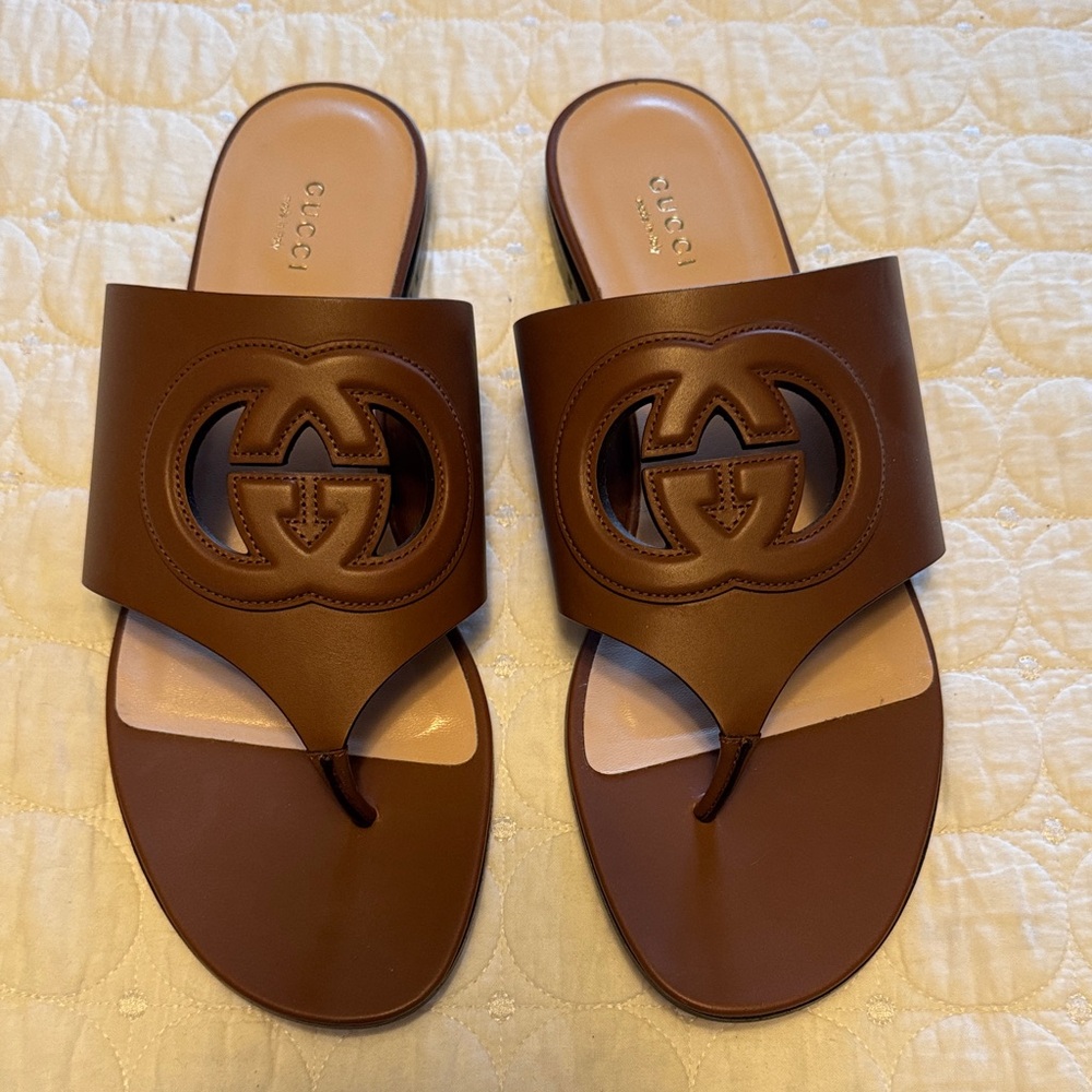 Gucci Brown Marmont Double G Cutout Leather Thong Slides NWB 41